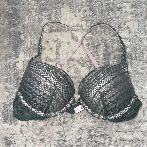 🚨 3 for $25 - VICTORIA’S Secret Push Up Bra - Picture 1 of 10